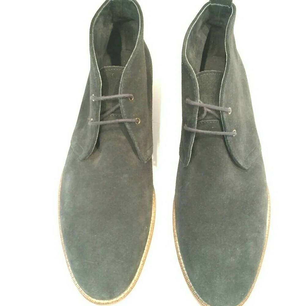 Banana republic Mens blue suede chukka desert boots Size 10.5